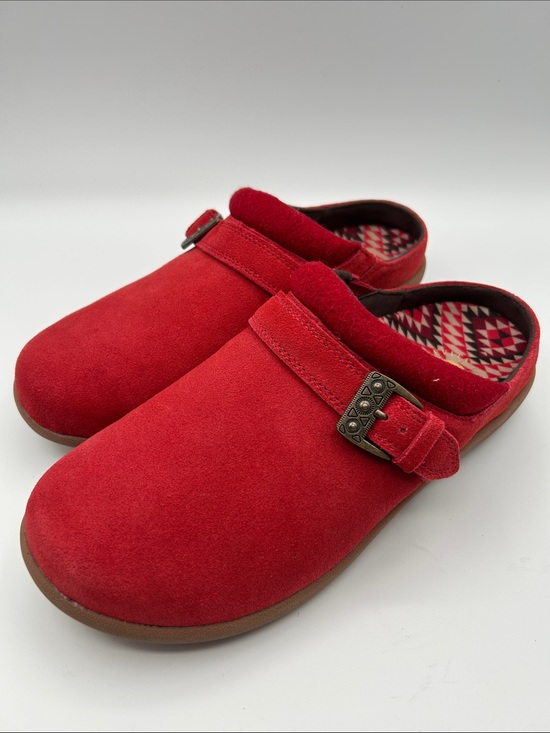 REVITALIGN Shoes - REVITALIGN (WIDE, 9D) Ashley Desert Red Suede Slip-On Clogs with Buckle Accent